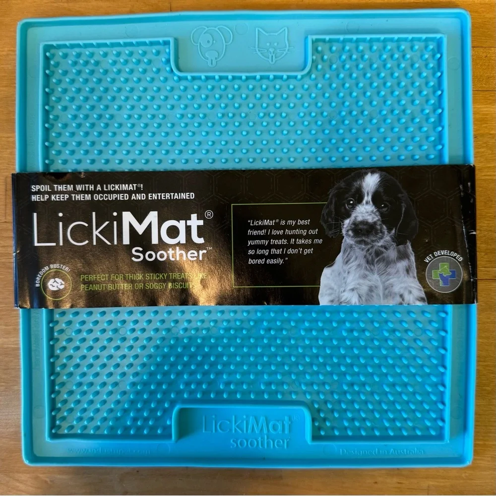 🌈 6/$60 The LickiMat Soother Turquoise Blue 8”x8” Slow Down Dog Feeder Small Dog - Picture 8 of 8